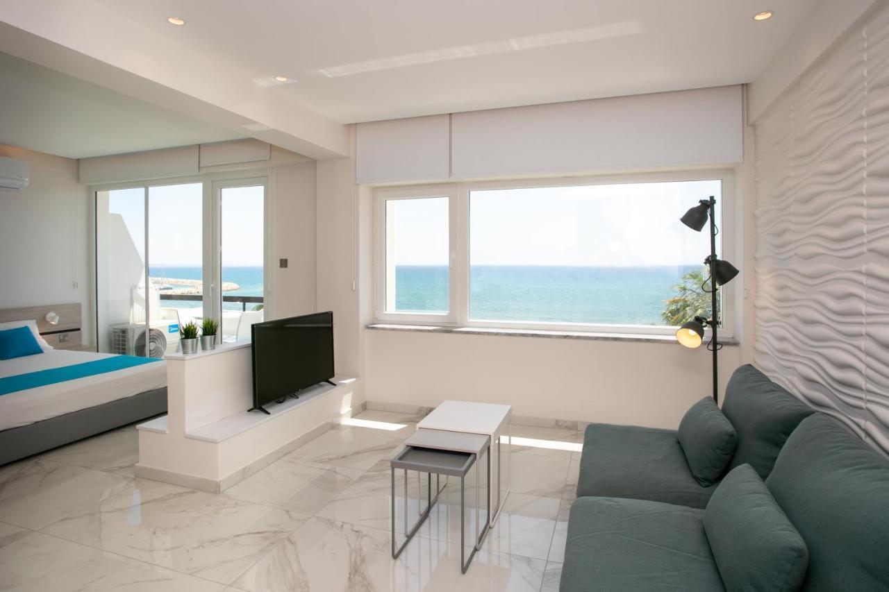Les Palmiers Sunorama Beach Apartments Lárnaka Eksteriør bilde